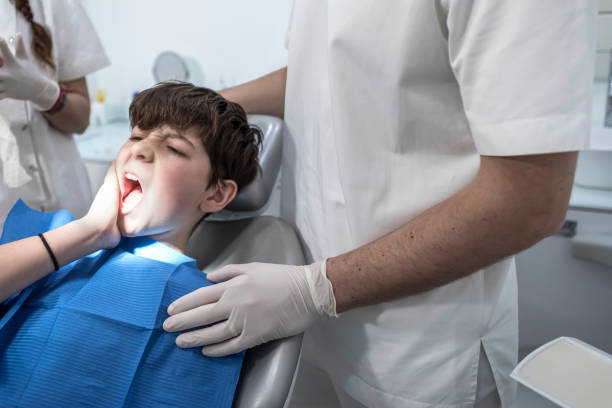 Best Dentist for Tooth Abscess  in Pinewood, FL